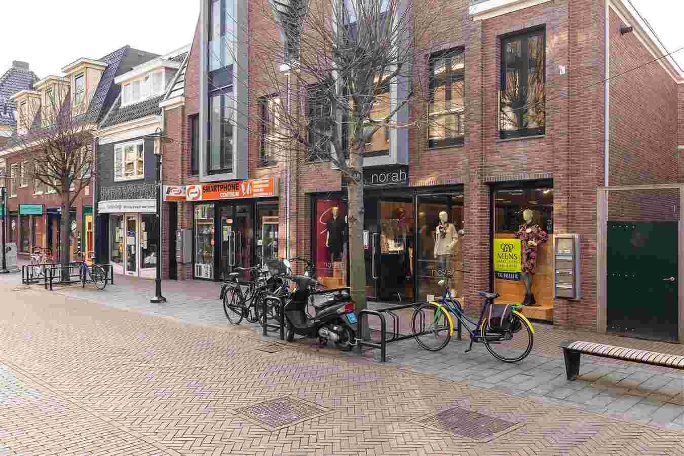 Kanaalstraat 44