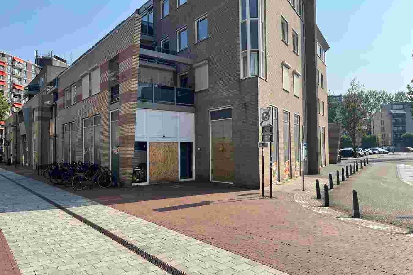 Beekstraat 62-64