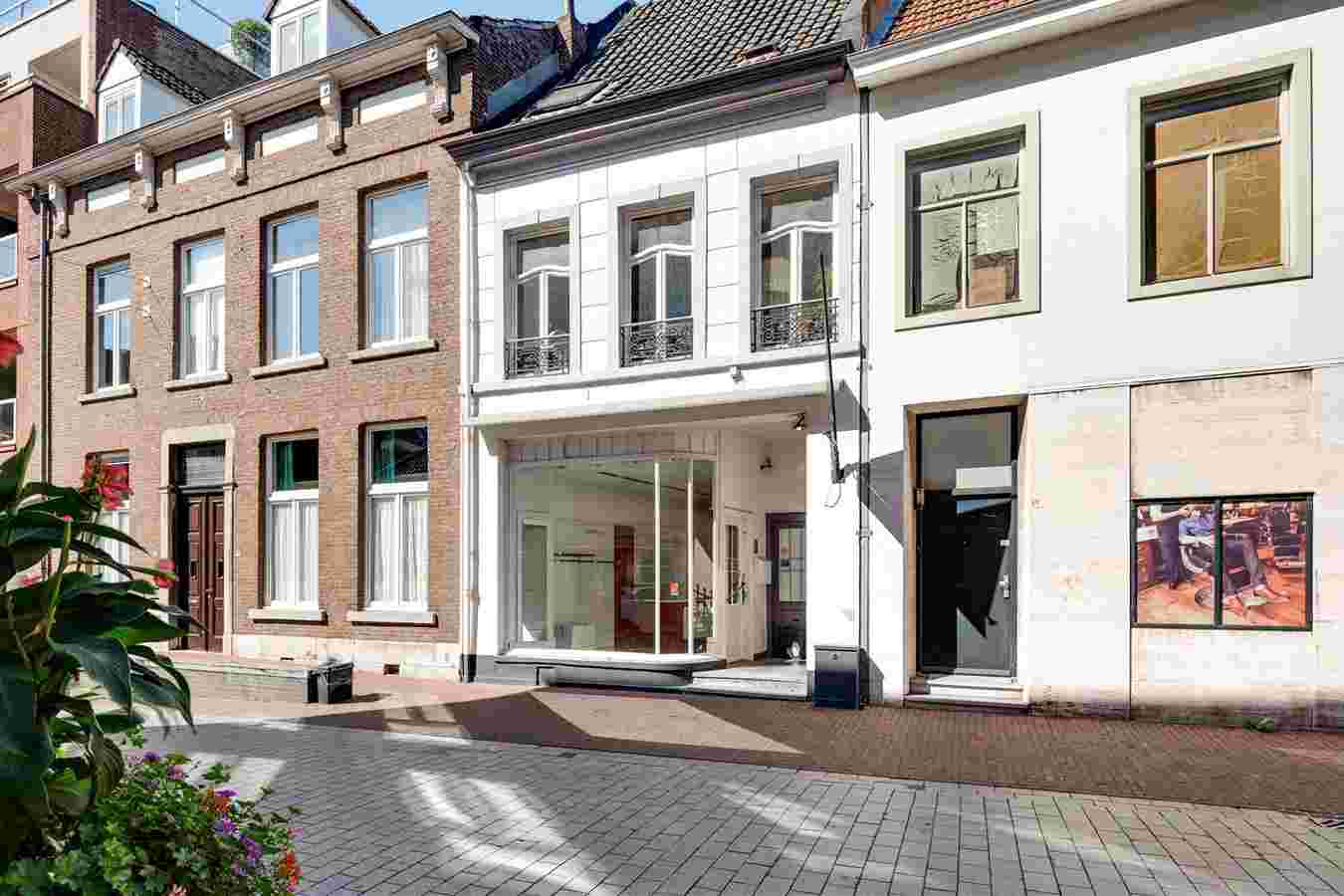 Paredisstraat 17