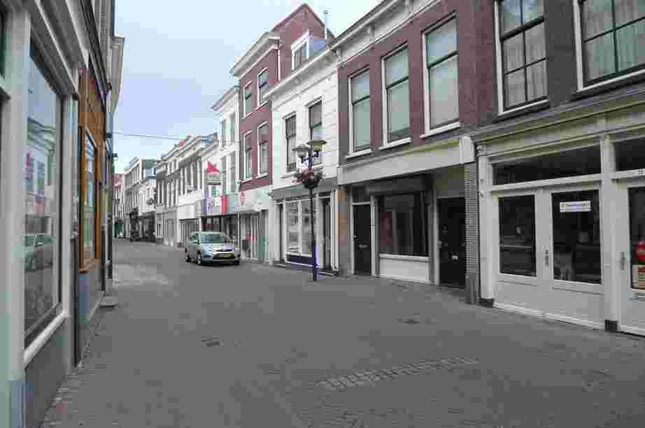 Hoogstraat 79