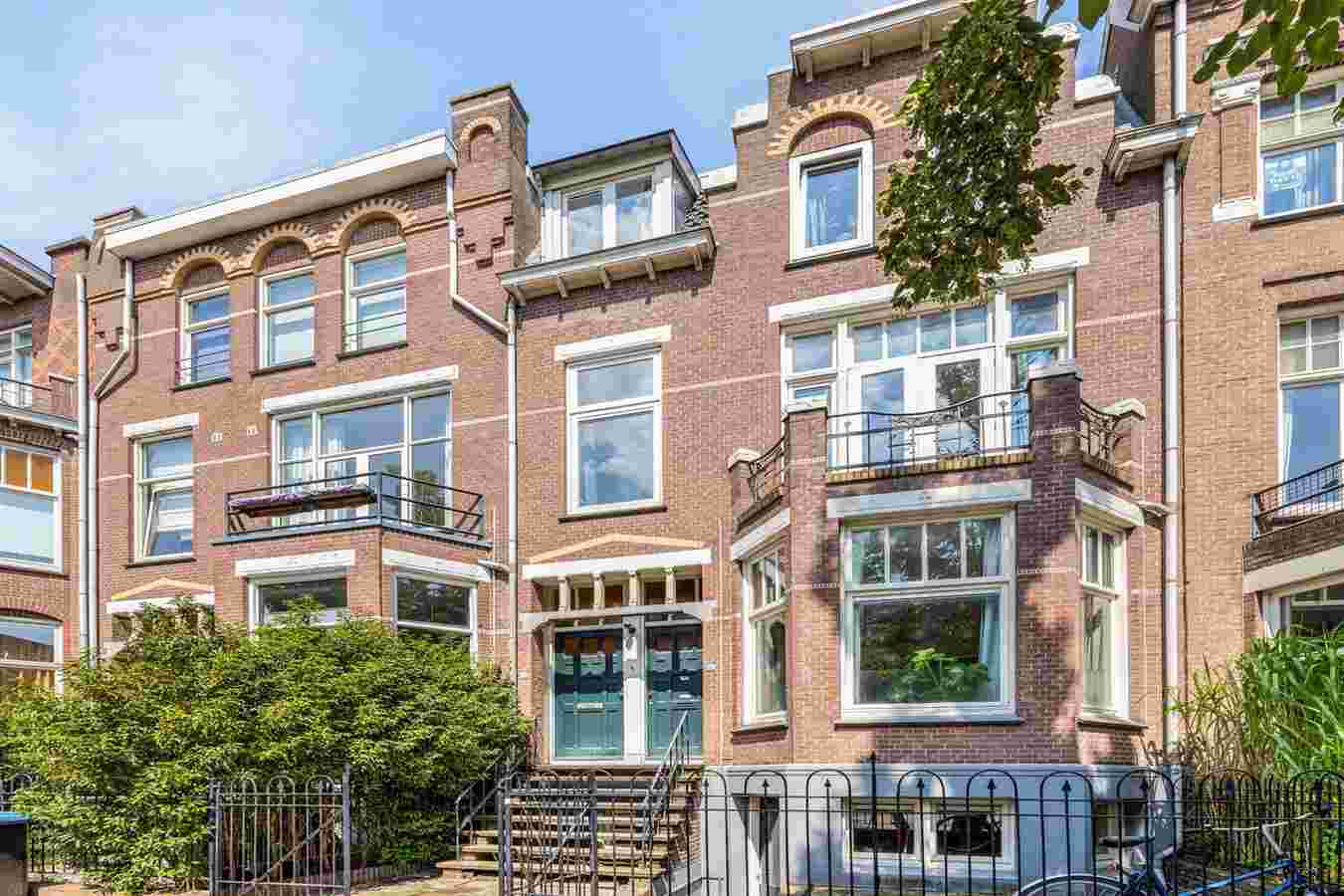 Burghardt van den Berghstraat 120-122