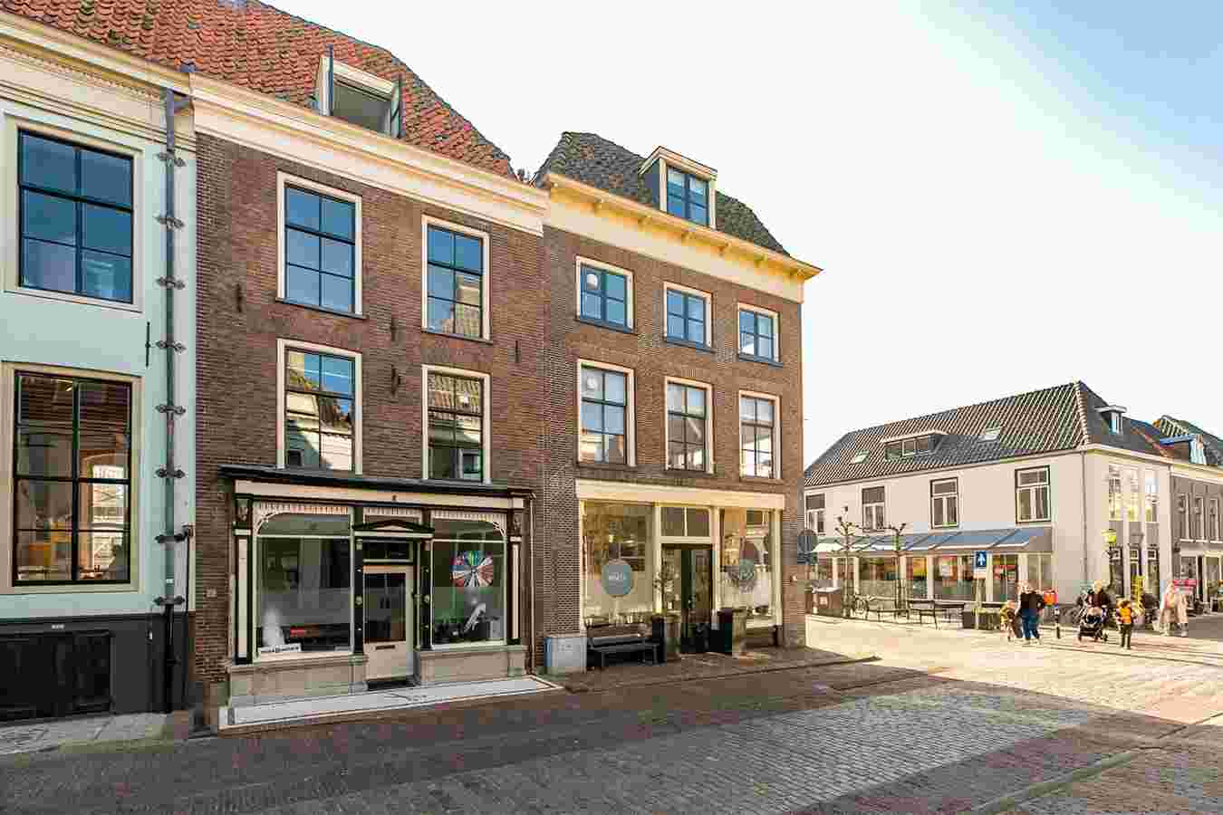 Jufferenstraat 10