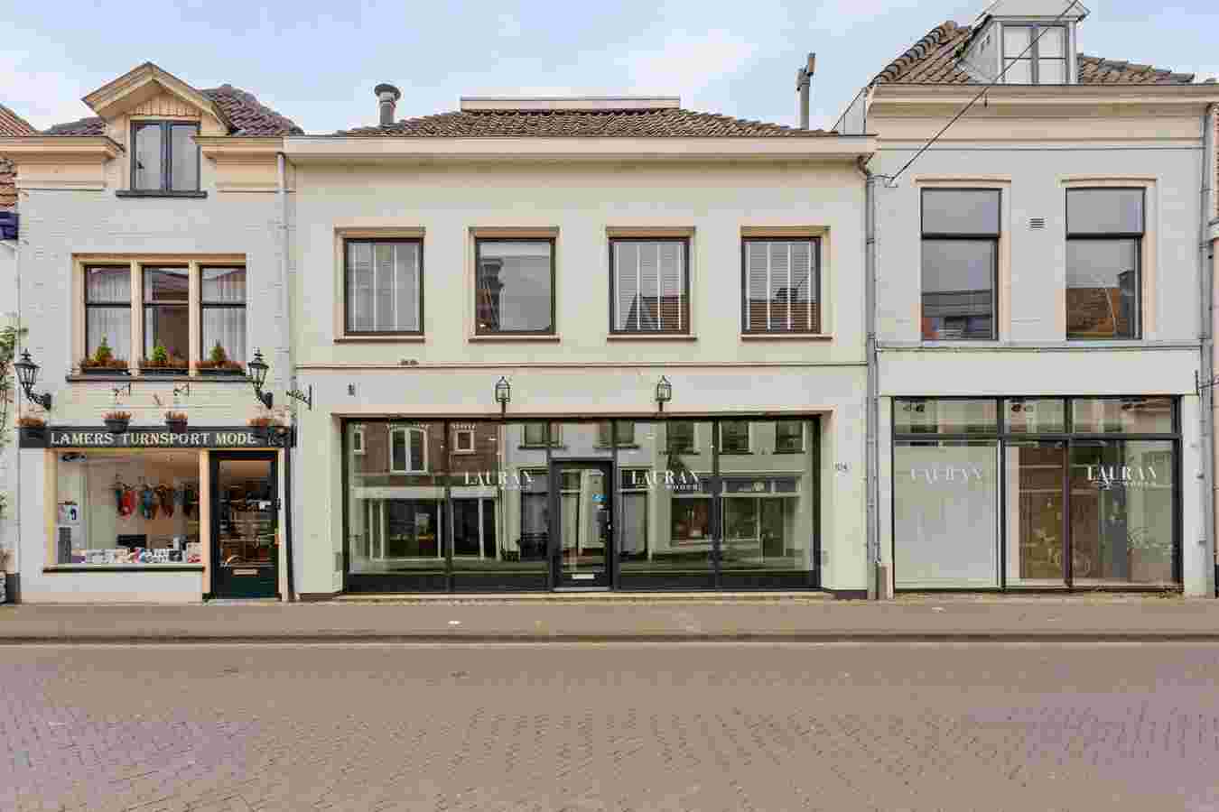 Spittaalstraat 102-104