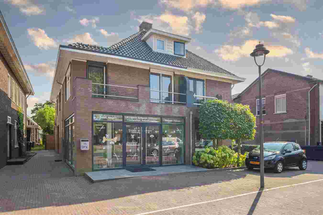 Dorpstraat 98 a