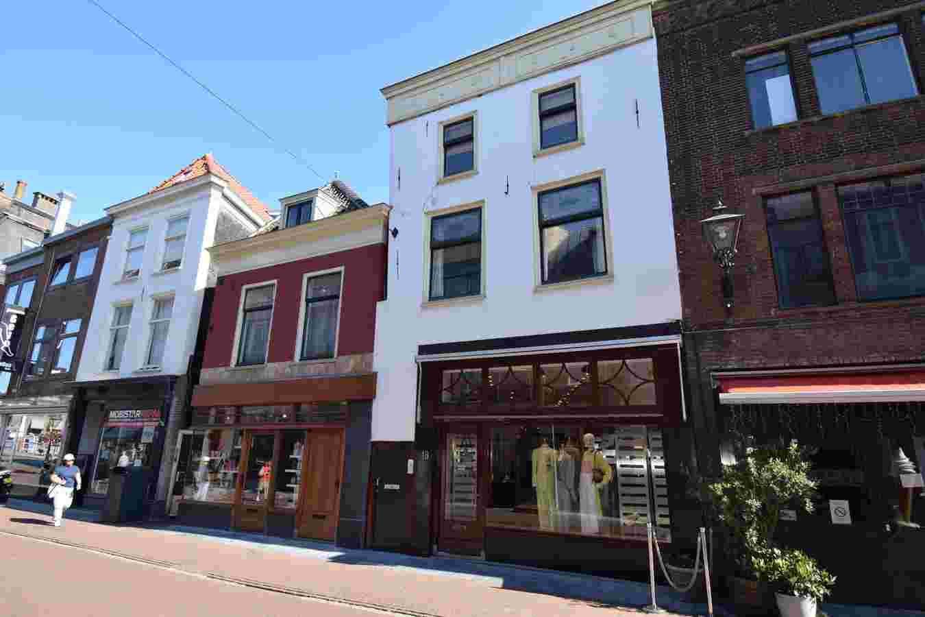 Haarlemmerstraat 18