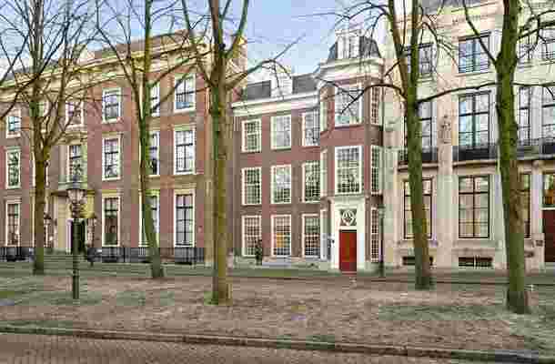 Lange Voorhout 11