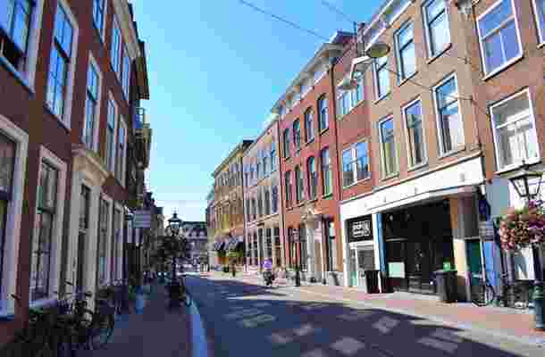 Breestraat 24