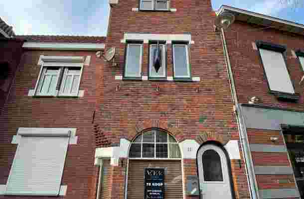 1e Graaf van Loonstraat 11