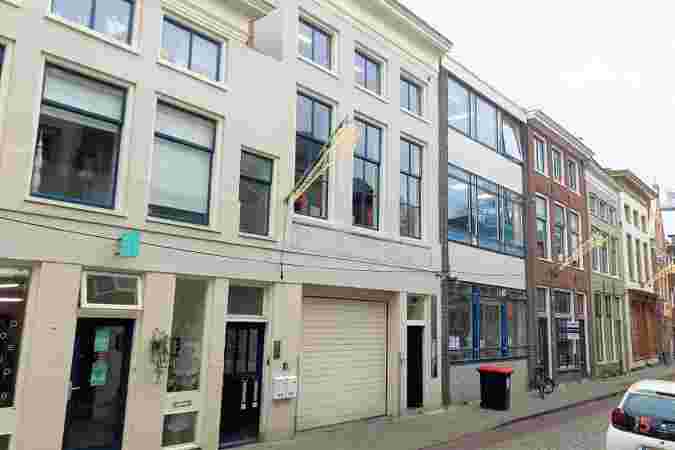 Turftorenstraat 18