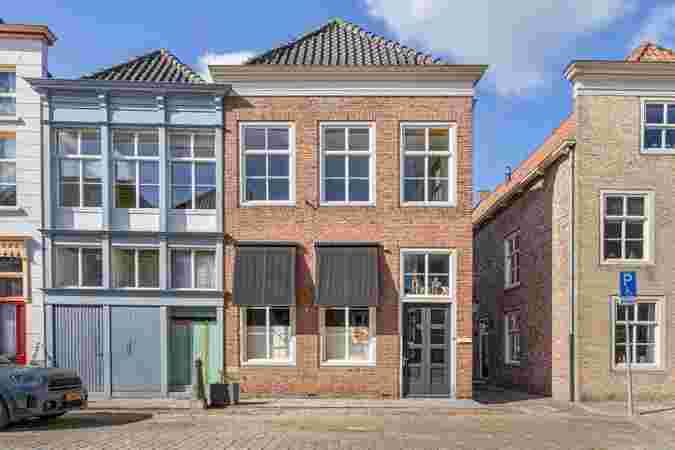 Breestraat 27-29