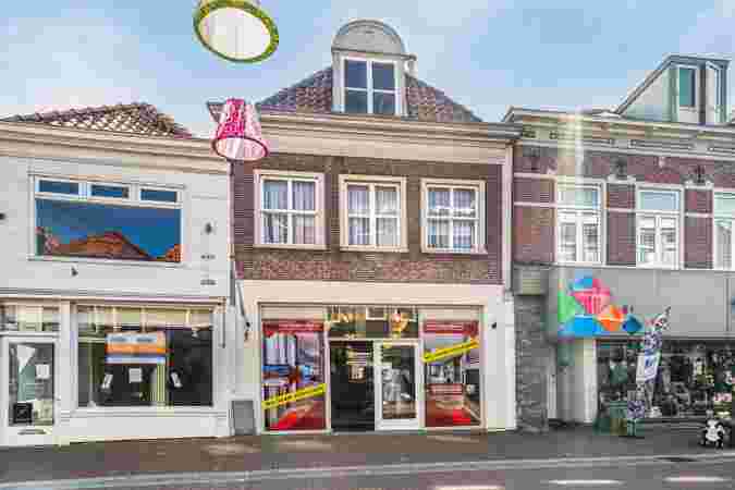 Breedstraat 18